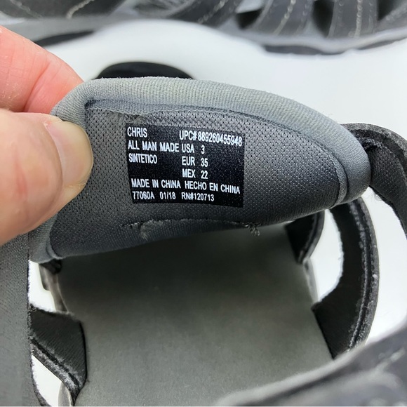 Eddie Bauer Water Shoes / Sports Sandals Boys Size 3 Gray Black Kids Outdoor - Picture 6 of 8